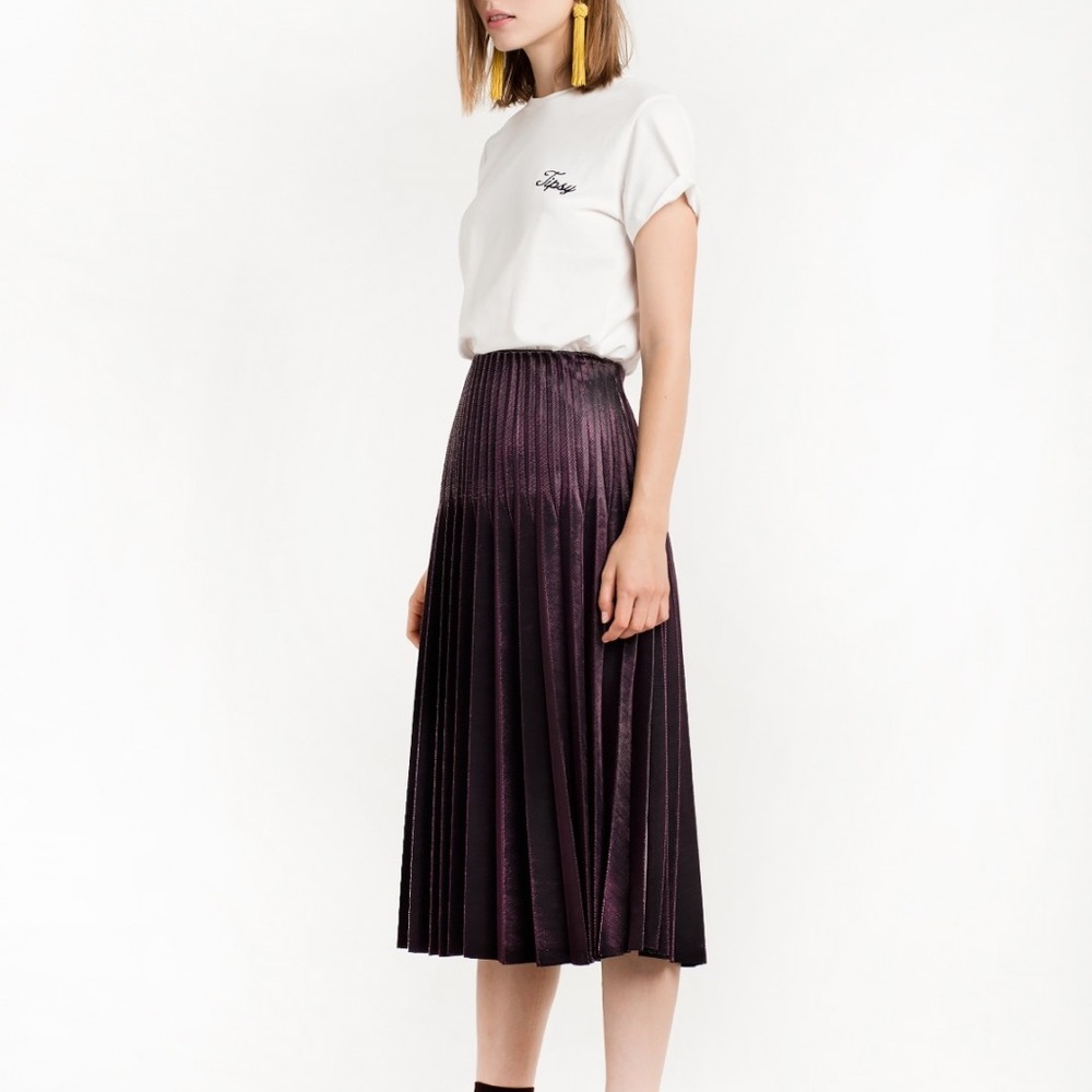PIXIE MARKET Burgundy Metallic Pleated Skirt
